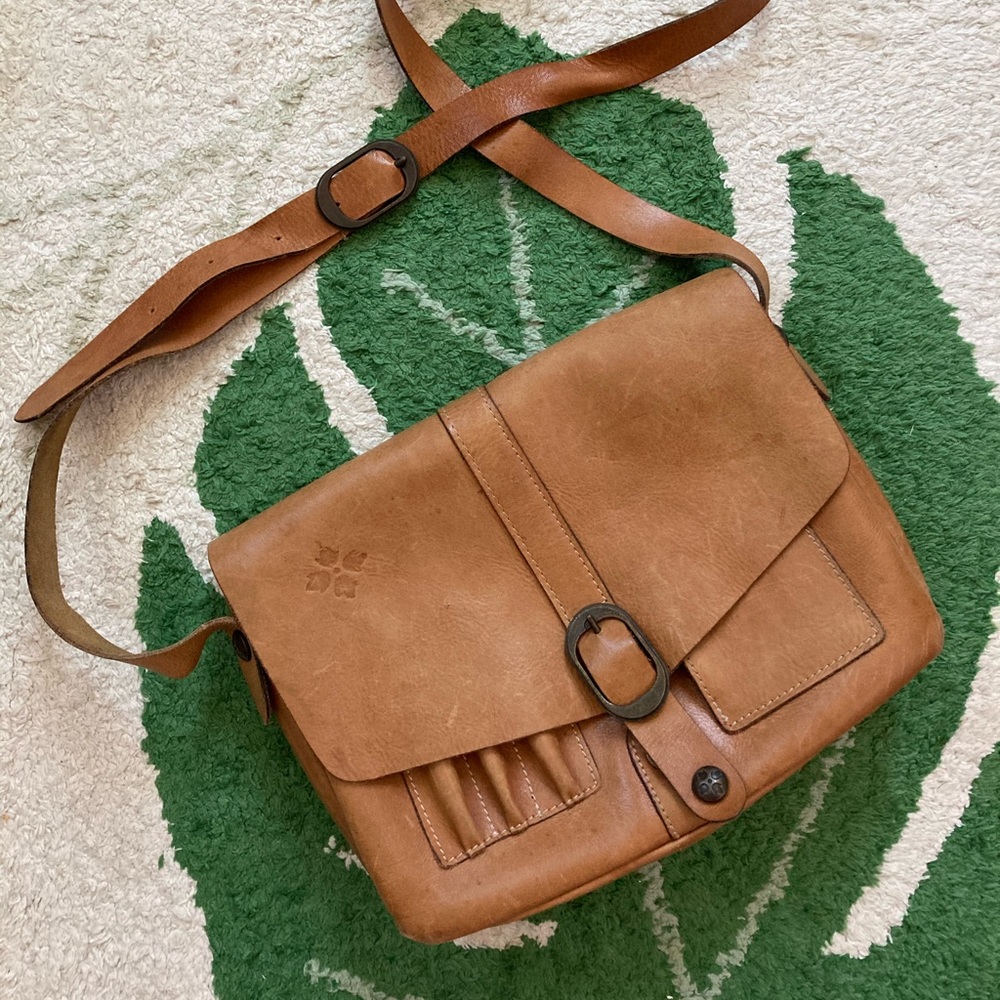 Patricia Nash Leather Purse